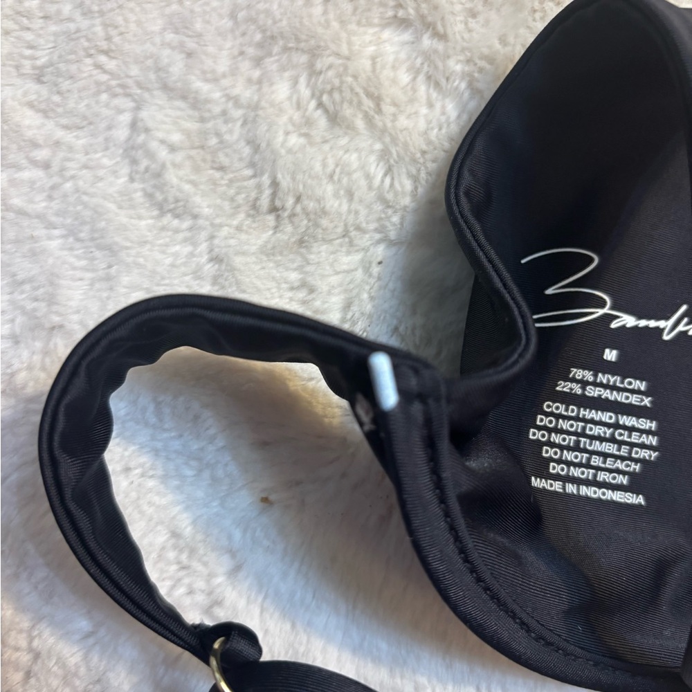 Bamba Bikini Top Med Vino Black V-Shape Underwire Adjustable Straps Bodycon FLAW - Picture 12 of 14